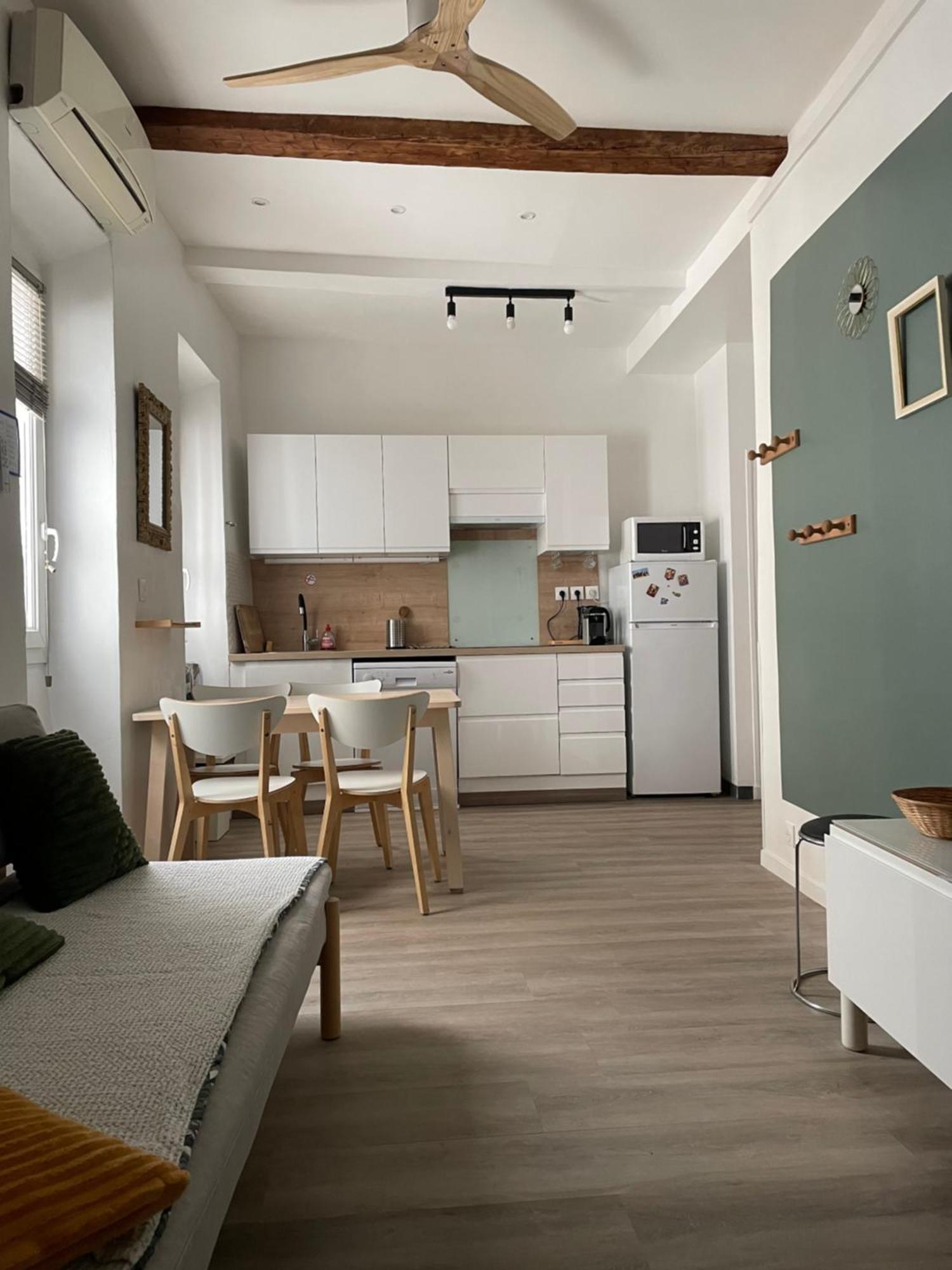Apartment Appt 2 Au Centre 4e
